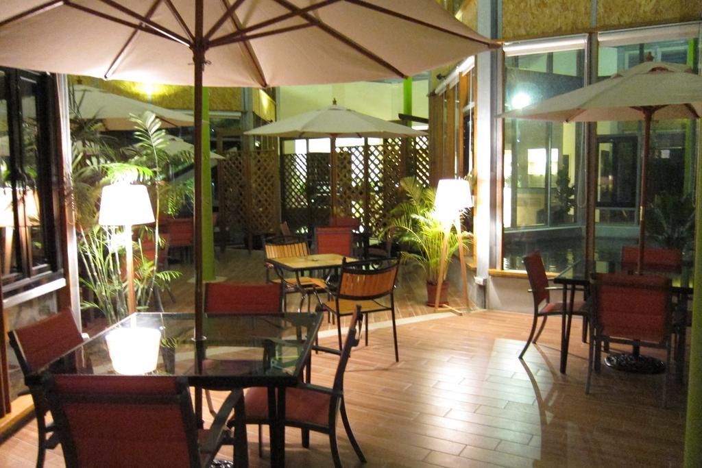 Green Willow House Fengshan  Exterior foto
